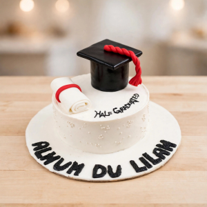 Graduation Cake 01